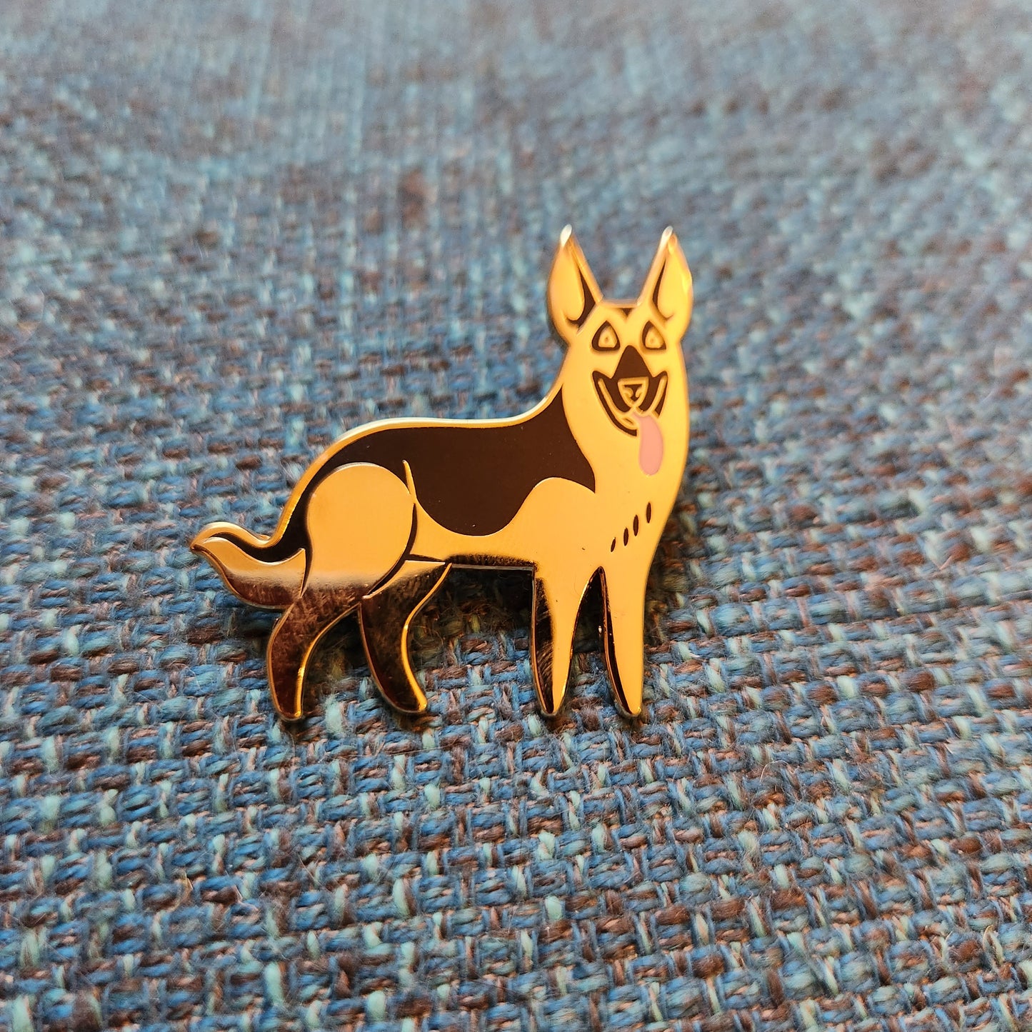 GERMAN SHEPHERD DOG Pin