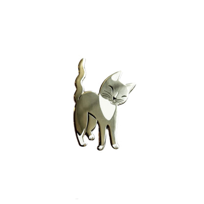 HAPPY TAIL kitty pin