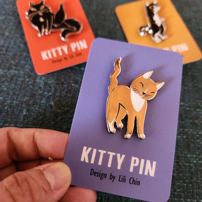 HAPPY TAIL kitty pin